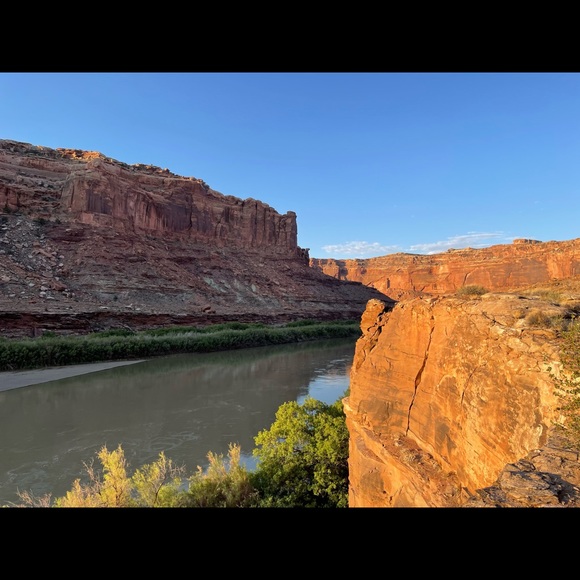 Meet your Posher, T - Picture 4 of 5